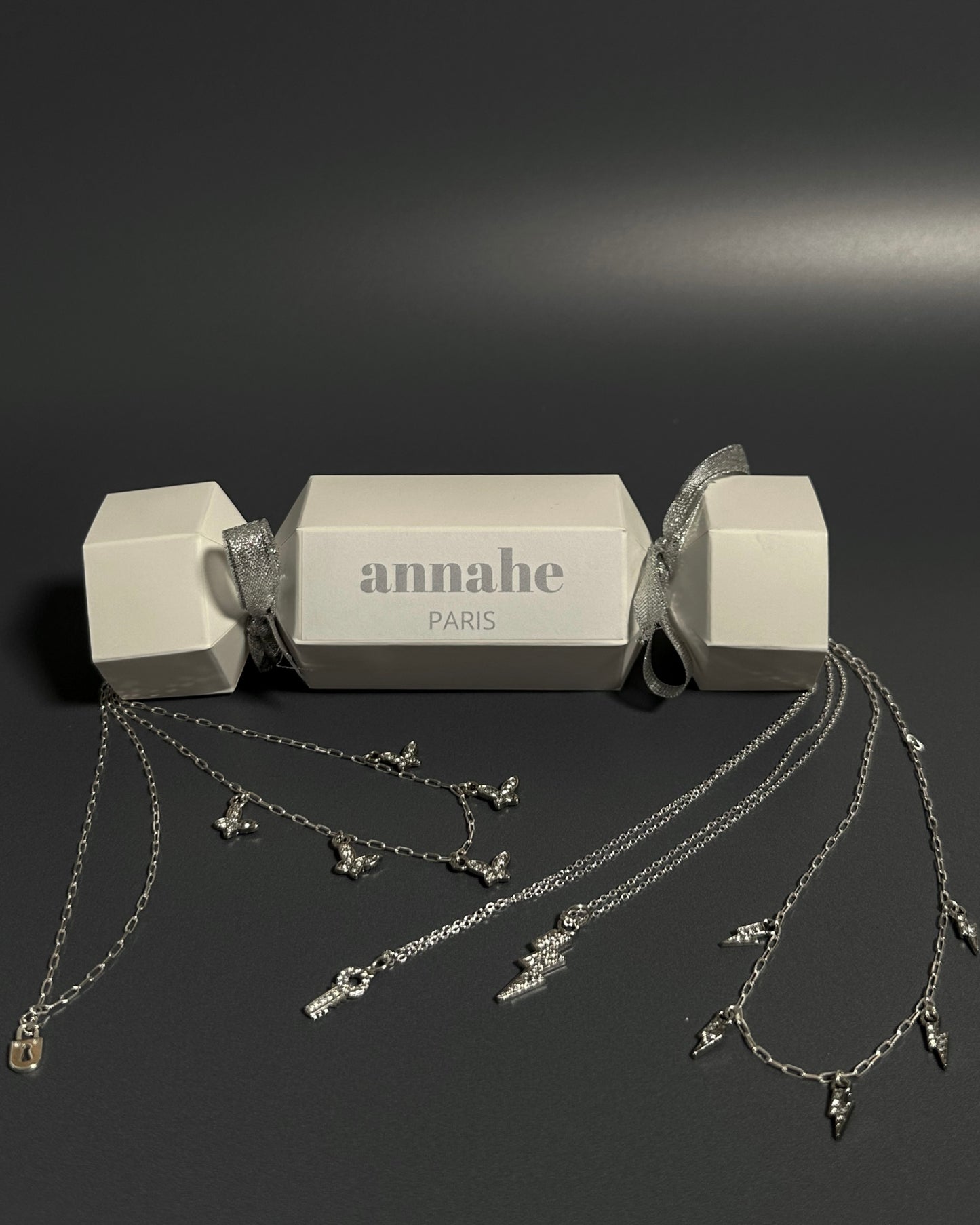 CRACKER - Édition Colliers