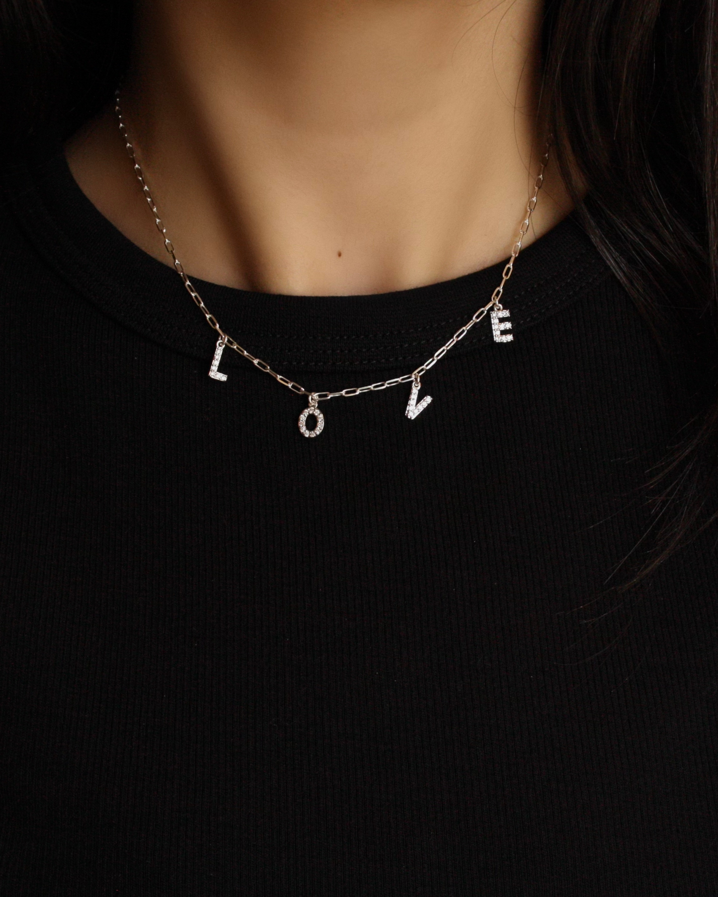 collier love porte