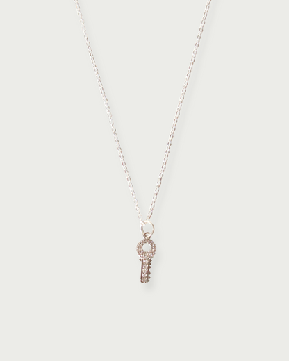 collier key white