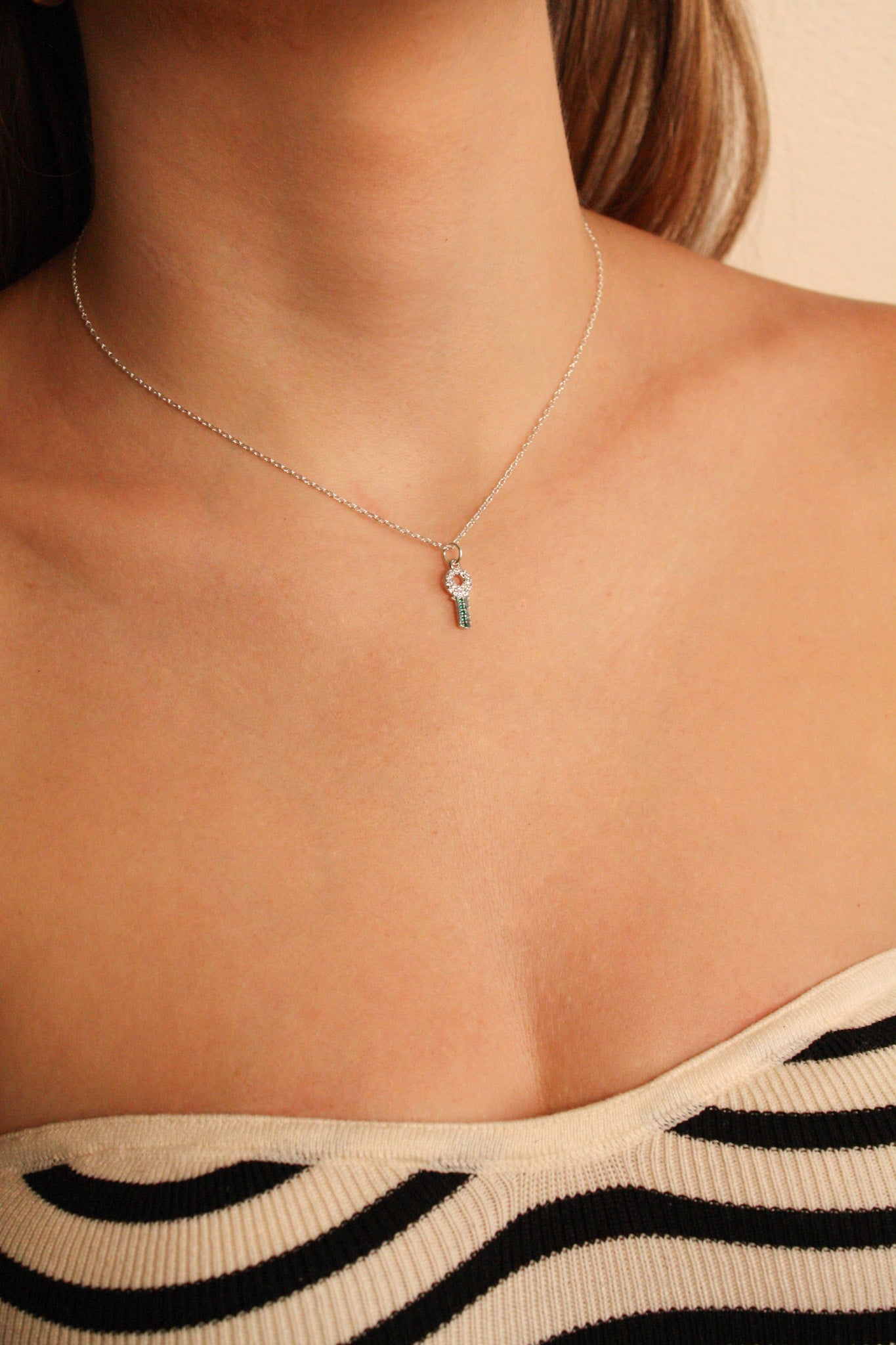 collier key green porte