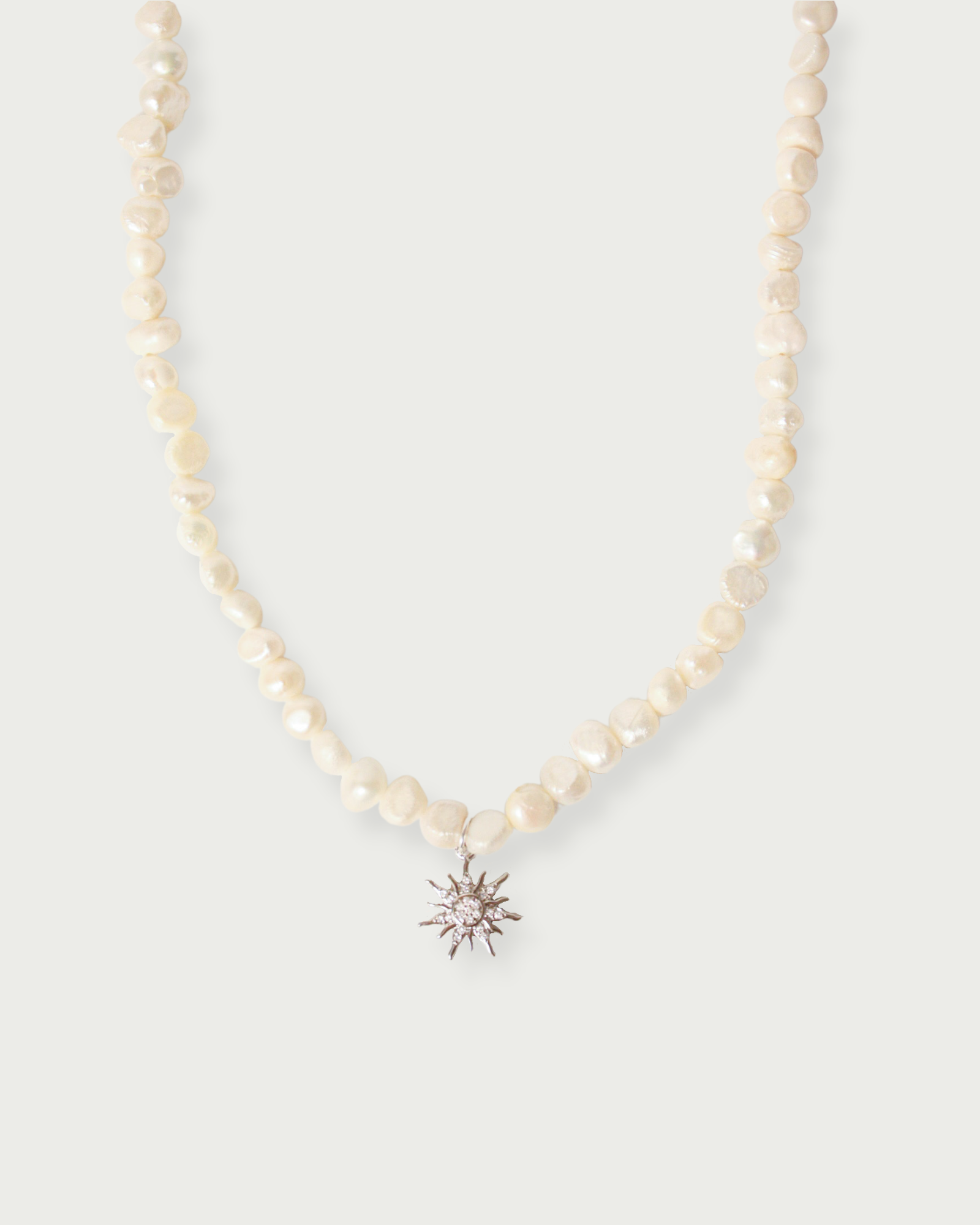 collier pearly sun