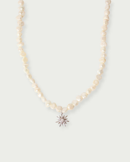 collier pearly sun